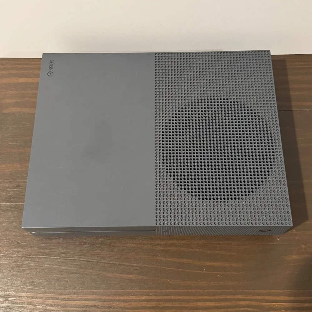 Microsoft Xbox One S 500GB Storm Grey Console Model 1681 Bundle 5 Games Tested